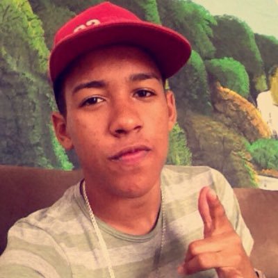 Profile Picture of Victor Branco (@poowbranco) on Twitter