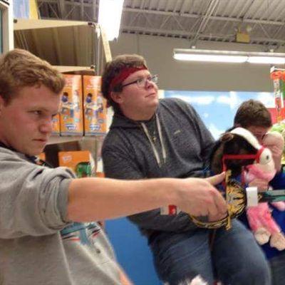 Profile Picture of Mike Stierle (@76mikestierle) on Twitter