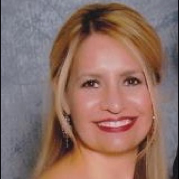 Profile Picture of D Keel (@dkeel19) on Poshmark