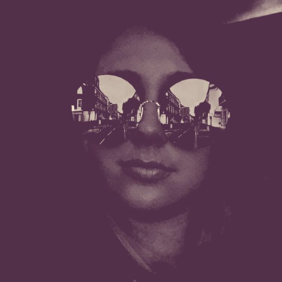 Profile Picture of Lacey Franklin (@lllaaaccceee111) on Poshmark
