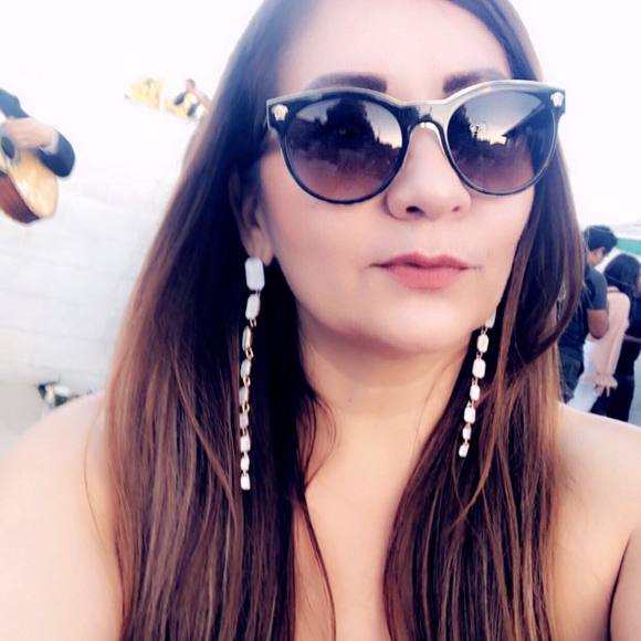 Profile Picture of Gabriela Minjares (@lexus4me) on Poshmark