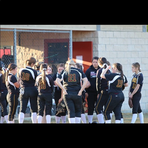 Profile Picture of Jordyn Stickell (@jordyn031303) on Poshmark