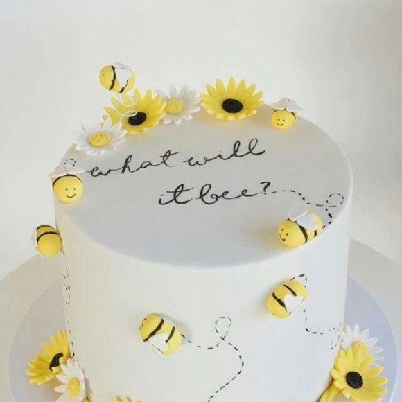 Laura Grasser - Poshmark Profile Picture of Laura Grasser (@lauramisty15) on Poshmark