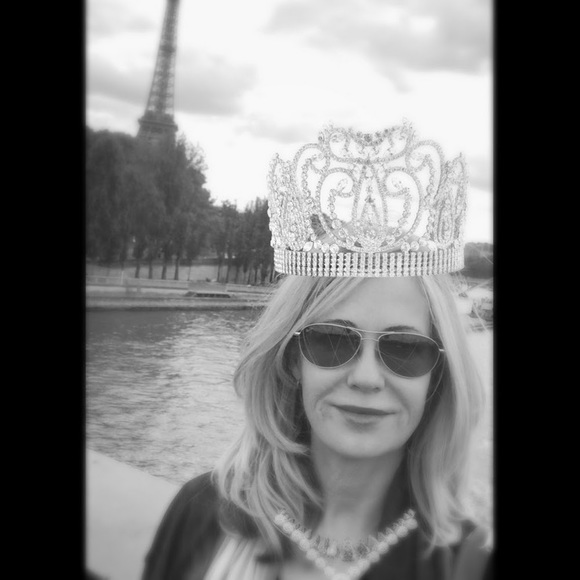 Profile Picture of Nancy Rutherford (@nancyrutherford) on Poshmark