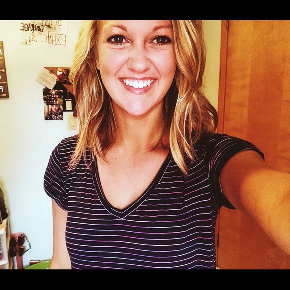 Profile Picture of Morgan Jacobson (@mjacobson22) on Poshmark