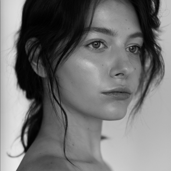 Profile Picture of Megan Tschumperlin (@megan_tschump) on Poshmark