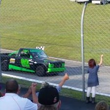 Profile Picture of Zachary Baumgardner (@ZacharyDeaton2) on Twitter