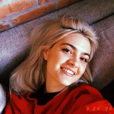 Profile Picture of Cassandra Posey (@cassandraposey) on Twitter