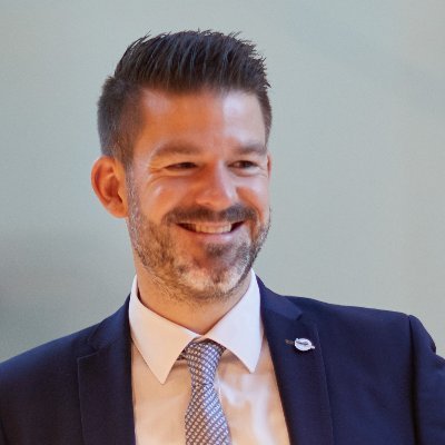 Profile Picture of Stefan Meyer (@StefanInBlue) on Twitter