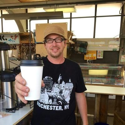 Profile Picture of Patrick Tharp (@thechaiguyroc) on Twitter