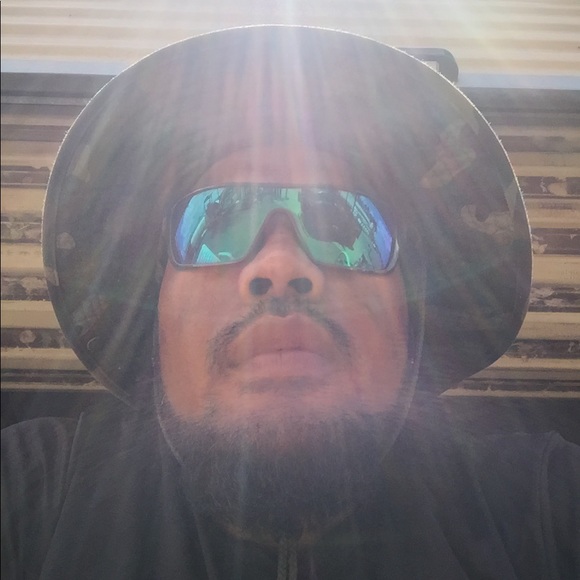 Profile Picture of Noda Noda (@nodajr89) on Poshmark