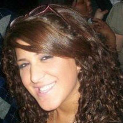Profile Picture of Maria Ferrucci (@furnituretips) on Twitter