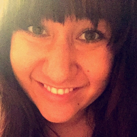 Profile Picture of Brianna Cuenca (@briannarose123) on Poshmark