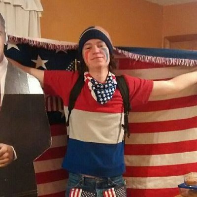 Profile Picture of Adam Cheney (@penechene) on Twitter