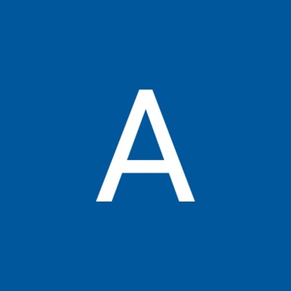 Profile Picture of Adrian Glodon (@taglodon) on Poshmark