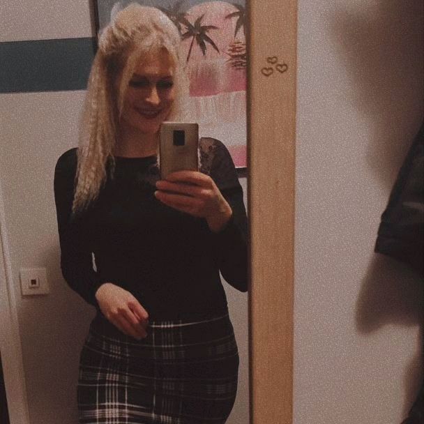 Profile Picture of Julia Kutter (@@juliakutter) on Tiktok