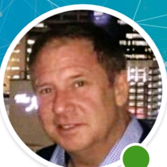 Profile Picture of Robert Bradley (@rbradle2) on Poshmark