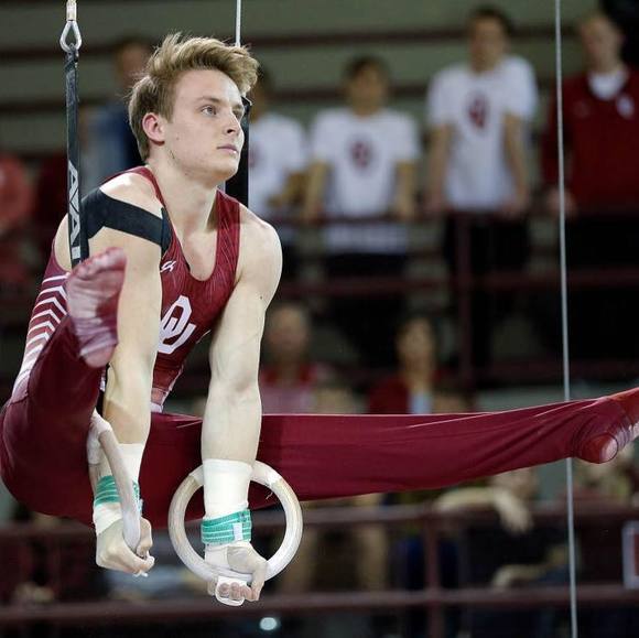 Profile Picture of Alex Powarzynski (@alexpowarzynski) on Poshmark