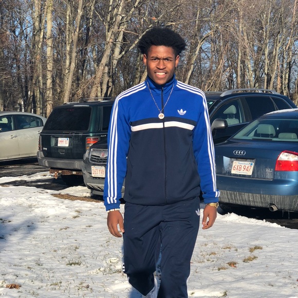 Profile Picture of Raymond Hall (@savageray) on Poshmark