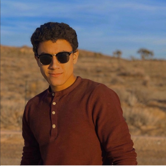 Profile Picture of Joel Granillo (@joelgranillo) on Poshmark