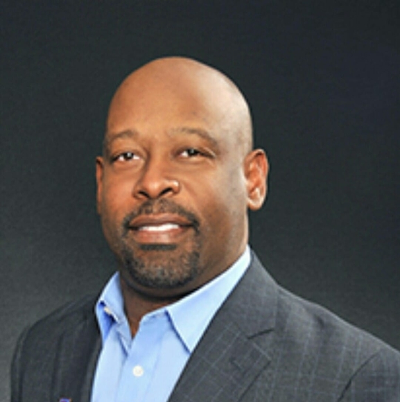 Profile Picture of Thomas Favors (@tf3rd) on Poshmark