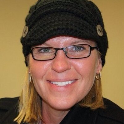 Profile Picture of Brenda Mullins (@bmullins33) on Twitter