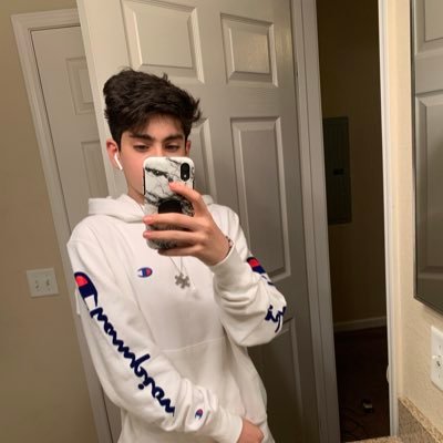 Profile Picture of Ryan__hass (@ryanhass10) on Twitter