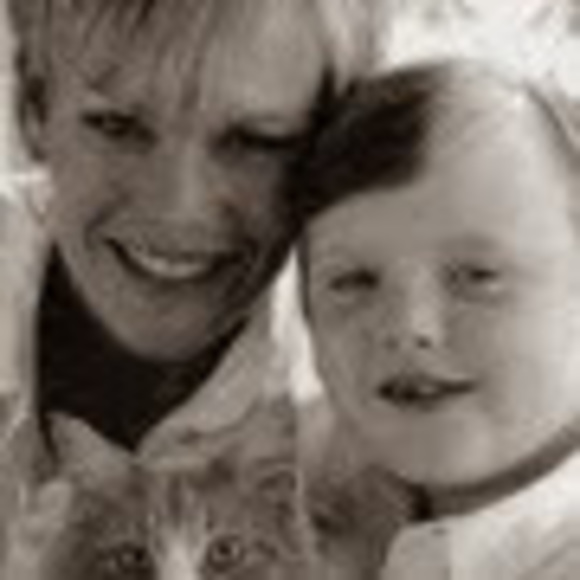 Profile Picture of Michelle Troxler (@michelletrox130) on Poshmark