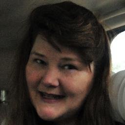 Profile Picture of Edna Moore (@AuntyEhm) on Twitter