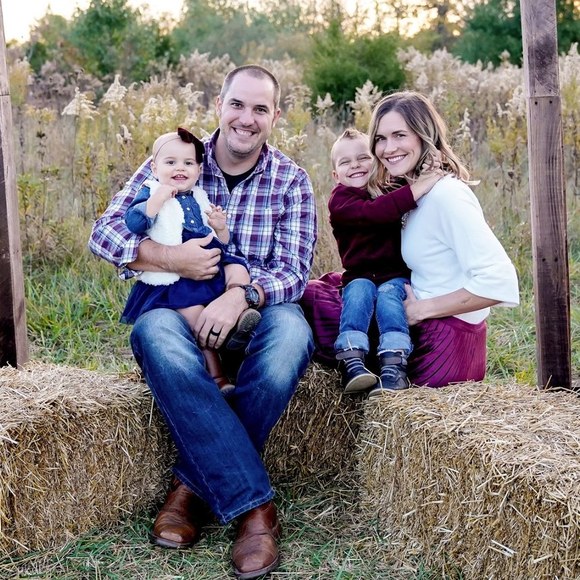 Profile Picture of Matt Winterhalter (@m_winterhalter) on Poshmark