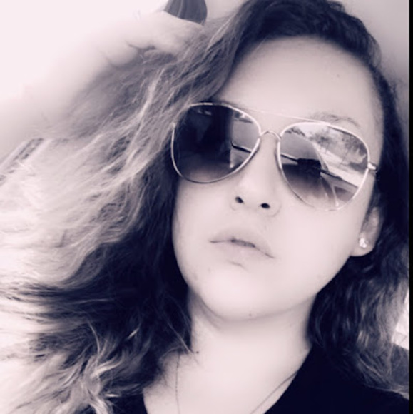 Profile Picture of Lupe Castaneda (@lupe8904) on Poshmark