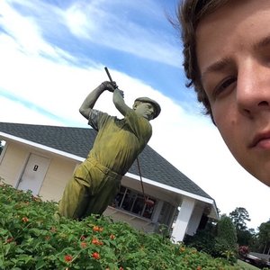 Profile Picture of Garrett Dozier (@gdozierg) on Myspace