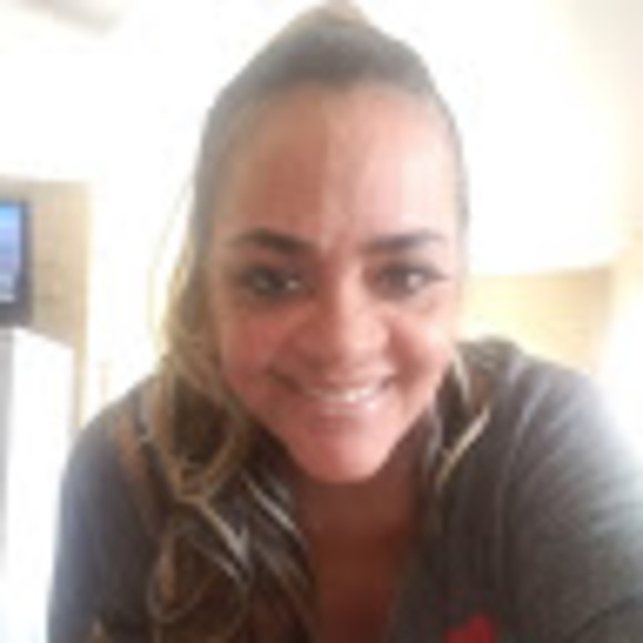 Profile Picture of Jo Bryant (@mojo101057) on Poshmark