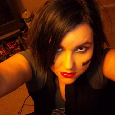 Profile Picture of Samantha Vandiver (@SamVandiver7) on Twitter