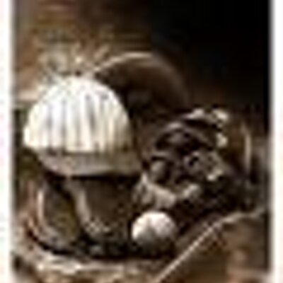 Profile Picture of Tom Henk (@Tom_Henk08) on Twitter