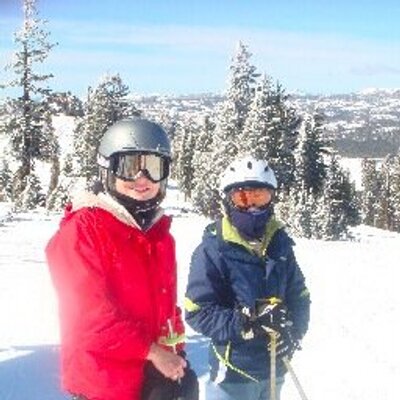 Profile Picture of Nancy Hoyt (@NanBHoyt) on Twitter