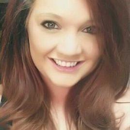 Profile Picture of Amy Holt (@amyholt12310) on Twitter