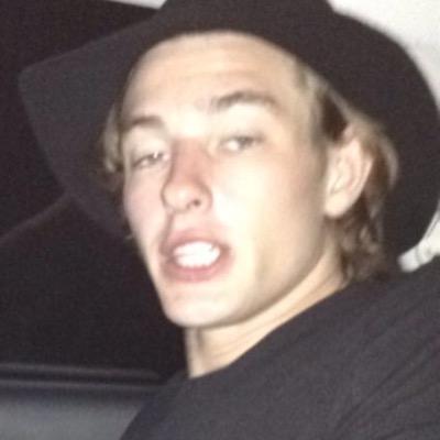 Profile Picture of Samuel Stratton (@stratton32) on Twitter