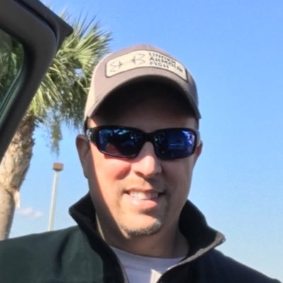 Profile Picture of Chris VanBuskirk (@cnvanb88) on Twitter