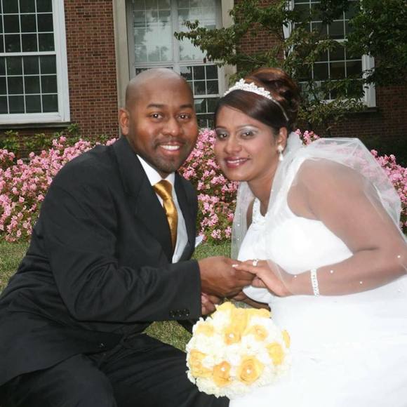 Profile Picture of Sherry An steven (@yogitawall05) on Poshmark