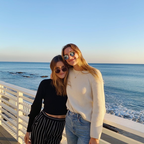 Profile Picture of Abby Vaske (@bubbadoodle66) on Poshmark