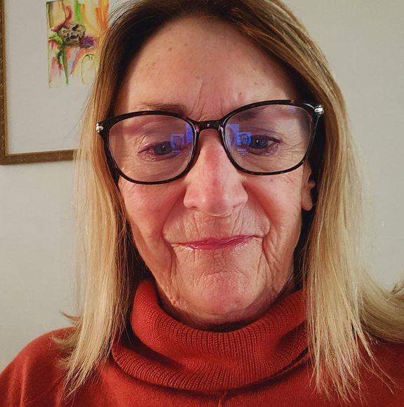 Profile Picture of Jane Benson-cates (@jlbc31) on Poshmark
