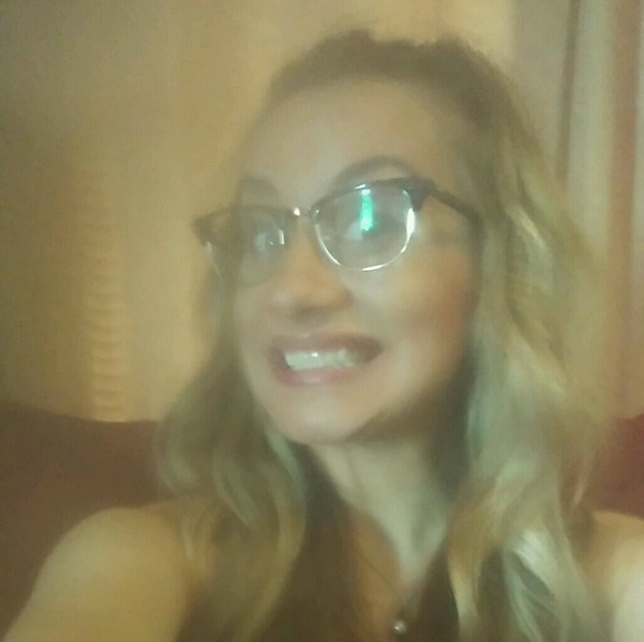 Profile Picture of Cassy Cox (@casscox202) on Poshmark