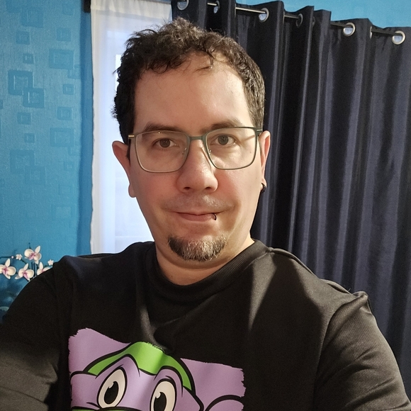 Profile Picture of Christian Brissette (@christianbrs) on Poshmark