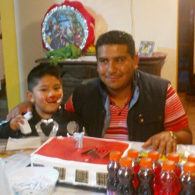 Profile Picture of Gus Castañeda (@gusemi66) on Twitter