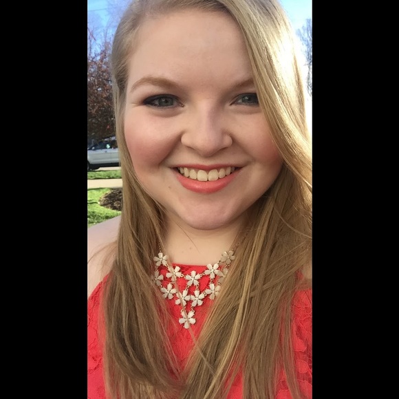 Profile Picture of Mandy Mcdaniel (@mandy_mcdaniel) on Poshmark