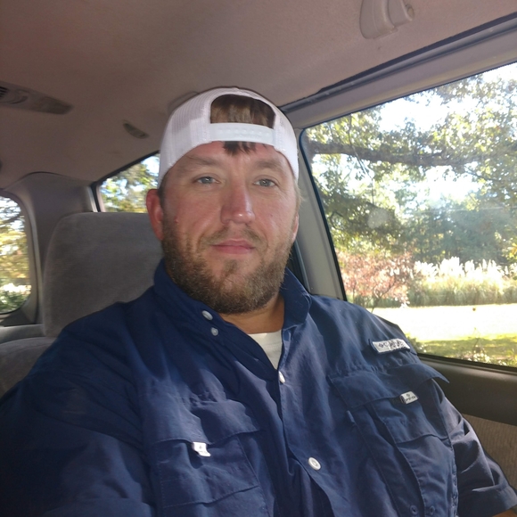 Profile Picture of Jeremy Ray (@jeremyray172) on Poshmark