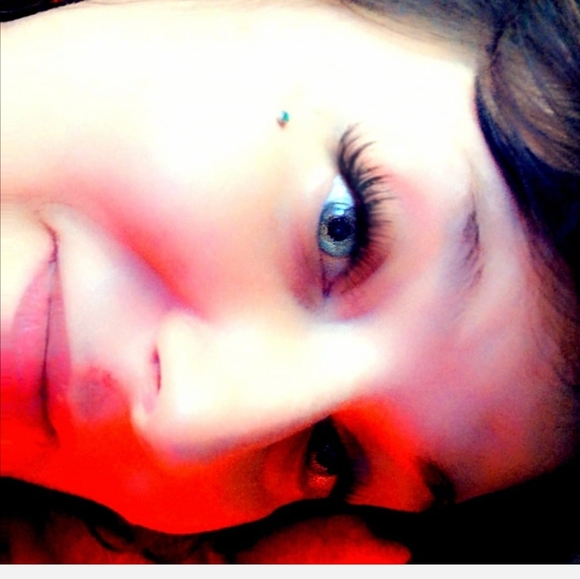 Profile Picture of Mylene Lavigne (@mymy_d_1990) on Poshmark