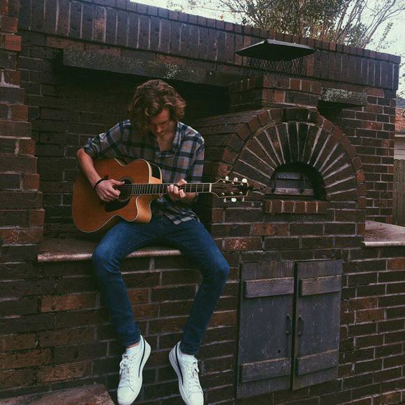 Profile Picture of Raymond Spell (@trapmuse01) on Poshmark