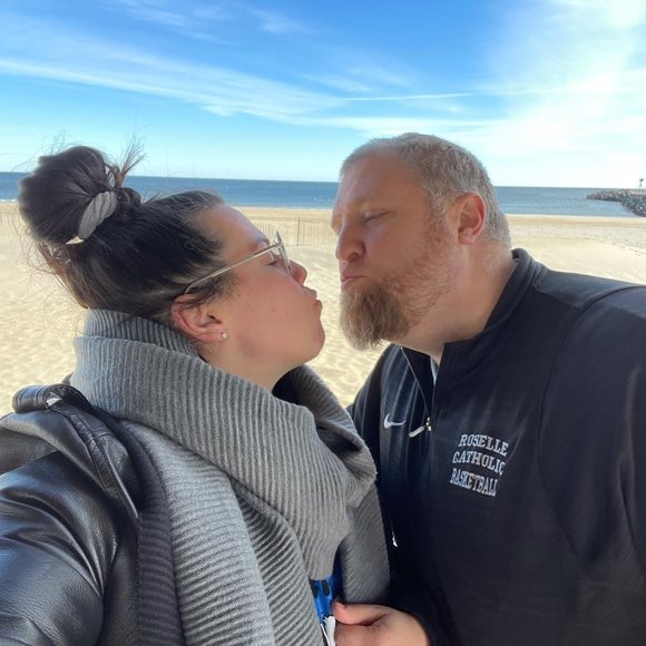 Profile Picture of Lisa Percopo (@lisapizza143) on Poshmark